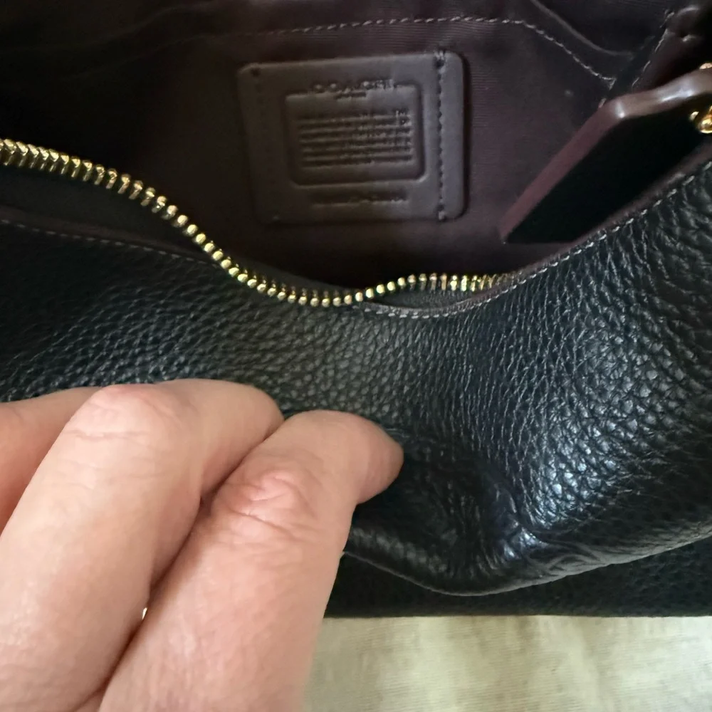 Coach Black Pebbled Leather Crossbody Bag - Picture 5 of 6